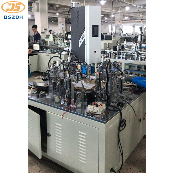 အလိုအလျောက် Ultrasonic Riveting Machine ရဲ့ အားသာချက်တွေက ဘာတွေလဲ။